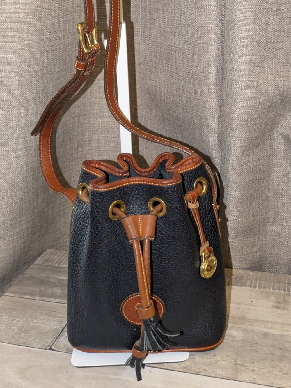 Vintage Dooney and Bourke Bucket Bag